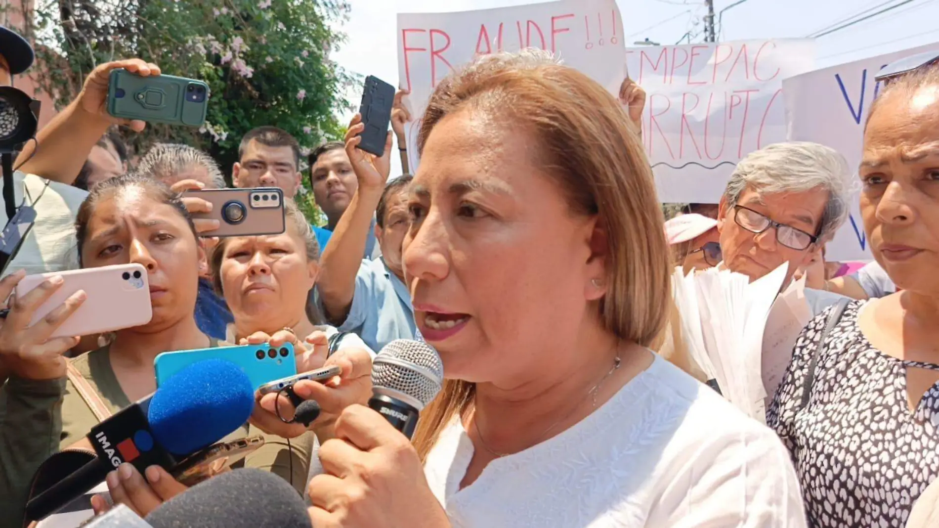 LUIS-F7JES Consejo municipal Cuernavaca, llega Alejandra Flores (1)